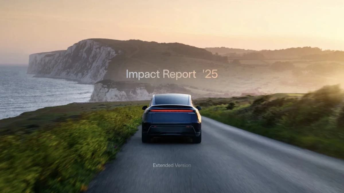 ภาพดีไซน์จำลองสอดคล้องกับหัวเรื่อง รายงานผลกระทบประจำปี 2025 ของ Tesla: ลดการปล่อยก๊าซคาร์บอนไดออกไซด์ได้ 37 ล้านตัน รีไซเคิลแบตเตอรี่ได้ 14,000 ตัน และความสำเร็จอื่นๆ อีกมากมาย