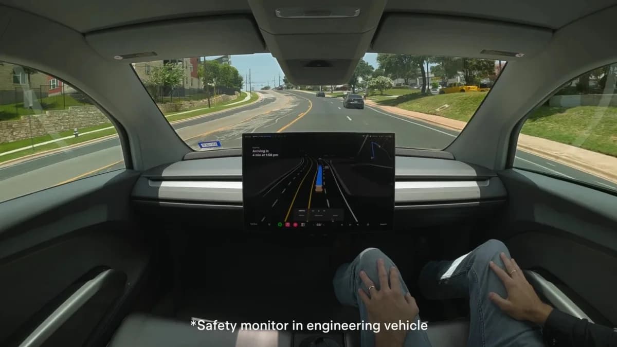 ภาพดีไซน์จำลองสอดคล้องกับหัวเรื่อง Tesla เริ่มทดสอบรถแท็กซี่ไร้คนขับแบบไม่มีพวงมาลัยในออสตินแล้ว