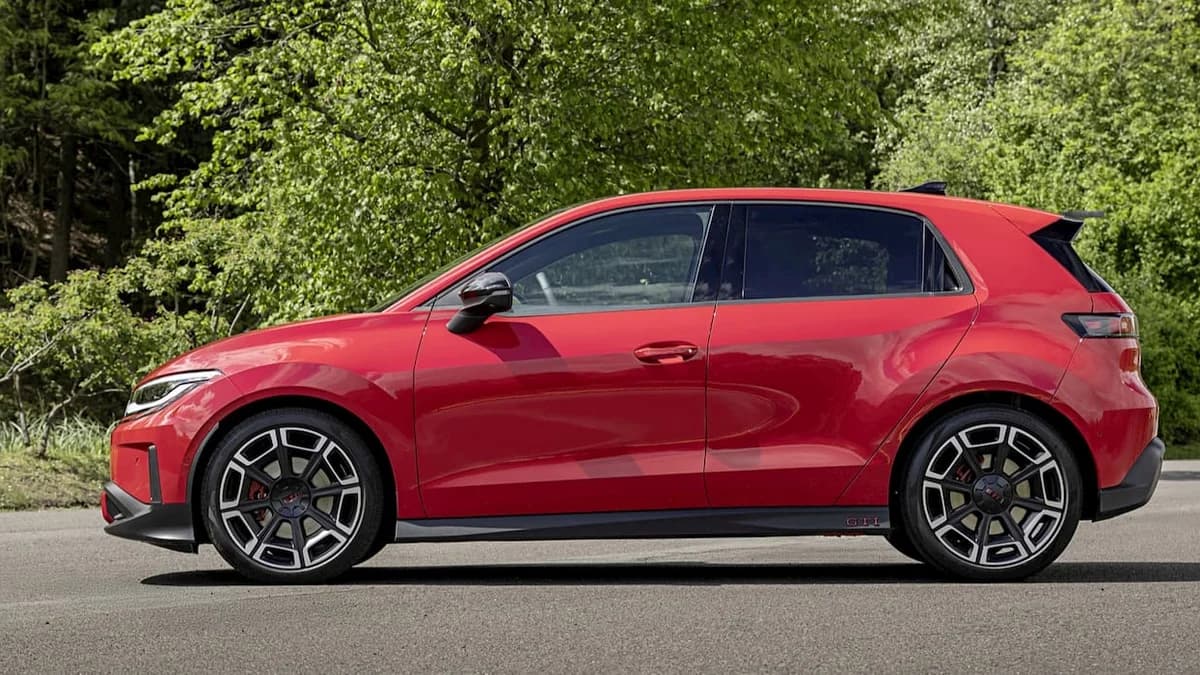 ภาพดีไซน์จำลองสอดคล้องกับหัวเรื่อง รถยนต์ไฟฟ้าตัวแรงรุ่นใหม่จาก Volkswagen เผยโฉมแล้ว แต่ไม่ใช่ ID. Polo GTI อย่างที่หลายคนคาดไว้